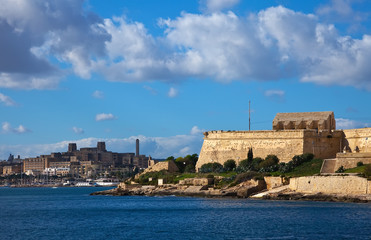 Fototapeta na wymiar View of Manoel fort