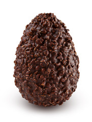 Uovo di cioccolata nocciolato