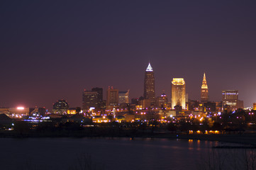 Fototapeta na wymiar Cleveland Skyline w nocy