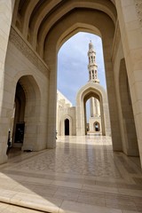 Fototapeta na wymiar Sultan Qaboos Grand Mosque is the main mosque of Muscat