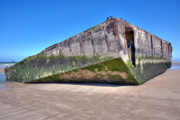 Arromanches - Le port artificiel et ses caissons Phoenix