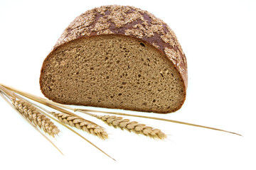 Brot mit Weizenähren