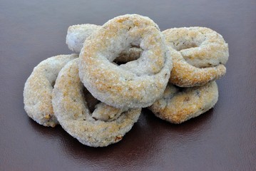 Ciambelle alle nocciole