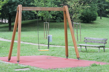 Altalena in un parchetto
