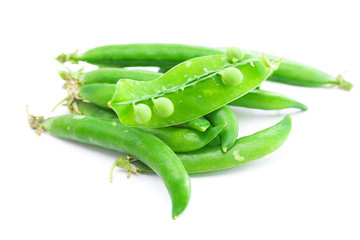 peas isolated on white