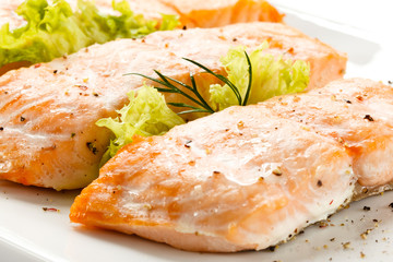 Roasted salmon and vegetables