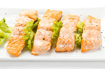 Grilled salmon and vegetables