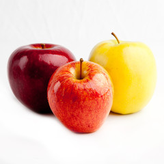 appels on white background.