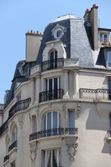 Obraz premium Immeuble ancien du quartier de Passy à Paris