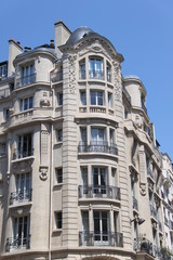 Fototapeta premium Immeuble ancien du quartier de Passy à Paris