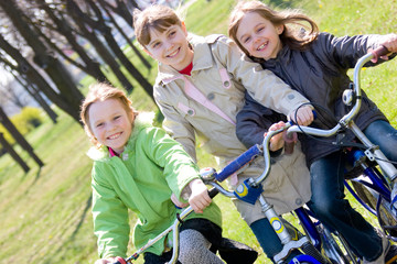 Fototapeta premium Girls on bicycles