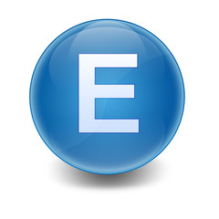 Esfera brillante azul con letra E