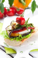 Grilled vegetables on toast