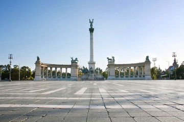 Fototapeta na wymiar Hero's Square Budapest