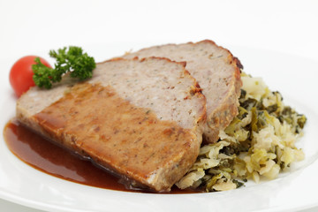 Hackbraten mit Wirsinggemüse