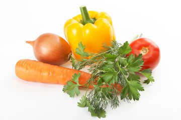 Carrot, pepper, onion, tomato and parsley