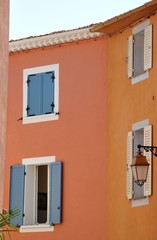 Fototapeta na wymiar façade colorée