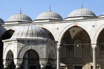 Fototapeta na wymiar domes blue mosque Istanbul Turkey
