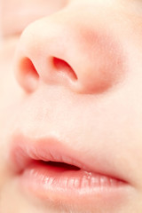Nase und Mund eines Babys