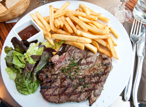 juicy steak beef mea