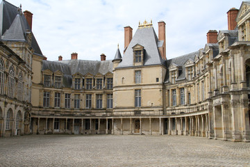 Fototapeta na wymiar Chateau de Fontainebleau