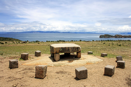 Altar ritual en la Isla del Sol