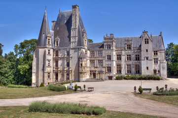 Fototapeta na wymiar Château de Fontaine-Henry
