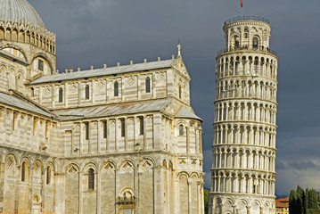 cathedral and Leaning tower, Pisa. Tuscany, Italy