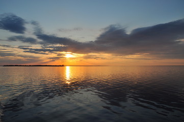 Вечер на воде