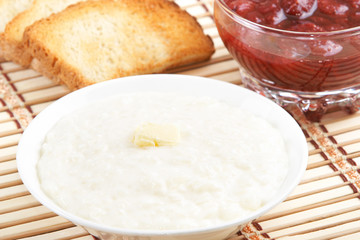 Breakfast. Rice cereal with jam and toast