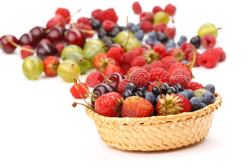 different kinds of berries