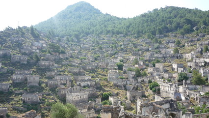 Obraz premium kayakoy a ghost village houses in turkey 