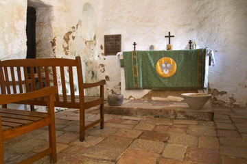 Im Inneren der Jerusalem Kapelle, La Hougue Bie, Jersey, UK