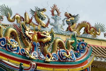 Dragon at roof 3.