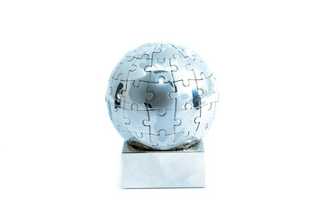 Globe puzzle