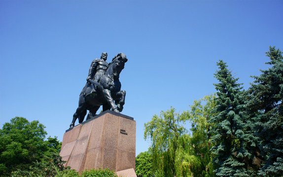 pomnik księcia