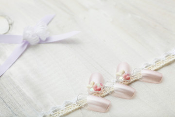 ハートネイルとレース