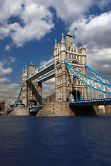 Fototapeta na wymiar Famous Tower Bridge in London, UK