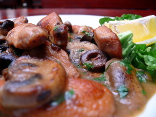 Fresh meal with meet and beens