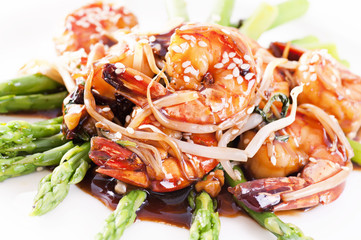 Garnelen mit Spargel