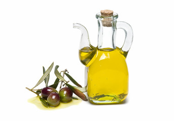 Aceite de oliva virgen extra para la ensalada.