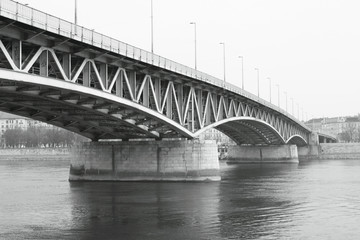 Fototapeta na wymiar the bridge
