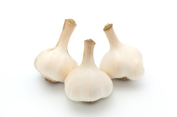 3つのニンニク