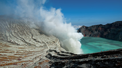 Vulkan Mt. Ijen © agr