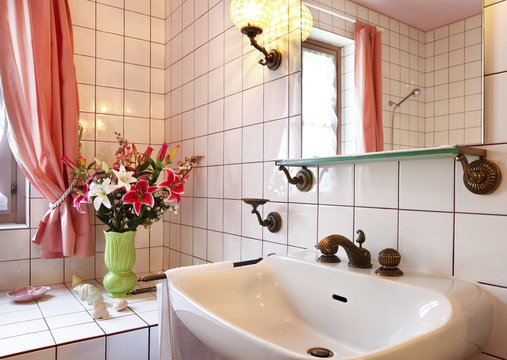 interno di bagno, dettaglio