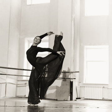 jump training ballerina