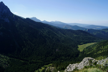 Fototapeta na wymiar dolina w górach