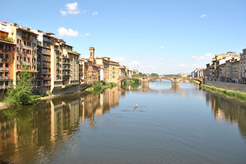 Fototapeta na wymiar Florence - vue du fleuve