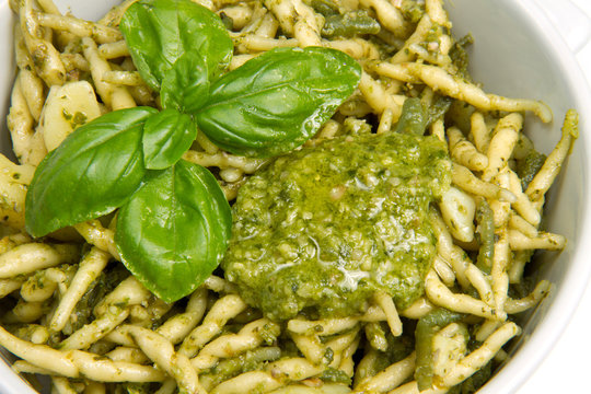 trofie al pesto alla genovese