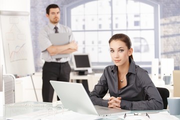 Fototapeta premium Young businessteam working in office